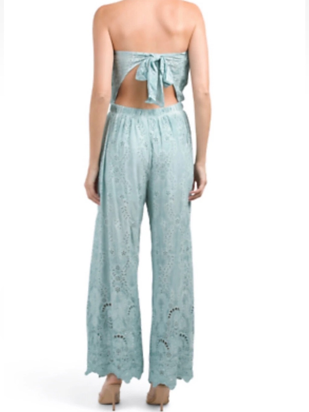 YOUNG FABULOUS & BROKE Surf Wash Ellis Eyelet Jumpsuit medium - Picture 3 of 7